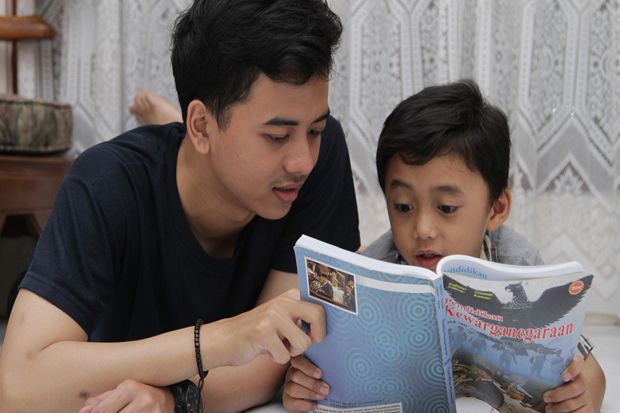 Peran Ayah dalam Pengasuhan