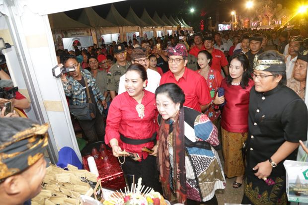 Membumikan Pancasila,...