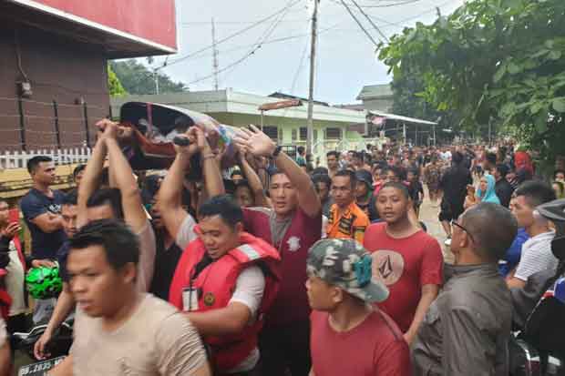 Satu Korban Banjir di...
