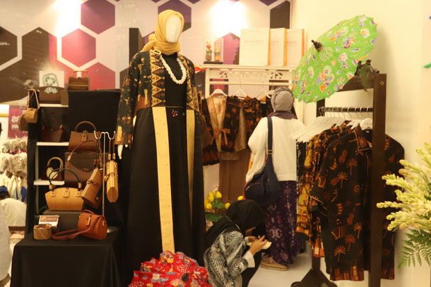 Batik Betawi Elemwe...