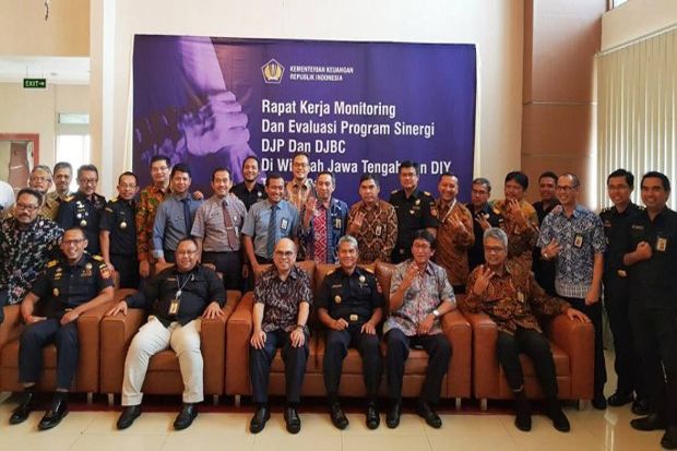 Joint Program Bea Cukai...