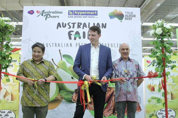 Nikmati Lezatnya Buah...