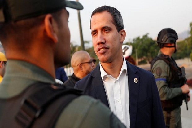 Guaido Kobarkan Kudeta,...