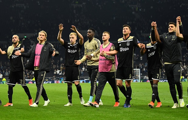 Eksistensi Ajax di Laga...