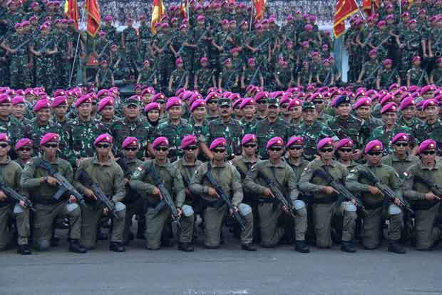 Panglima TNI Kunjungi...