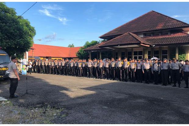 Amankan Rapat Pleno...