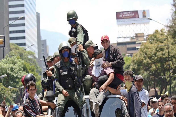 Atasi Krisis Venezuela,...