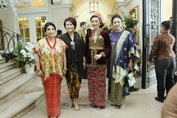 Peringati Hari Kartini,...