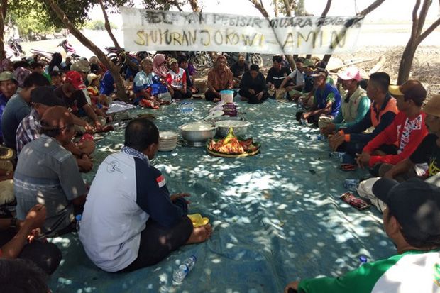 Rayakan Keunggulan Jokowi-Maruf,...