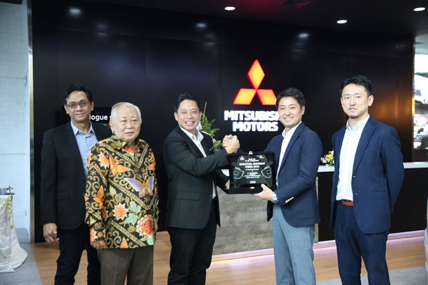 Mitsubishi Motors Hadirkan...