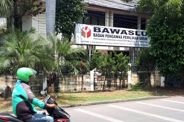Bawaslu DKI Akan Cek...
