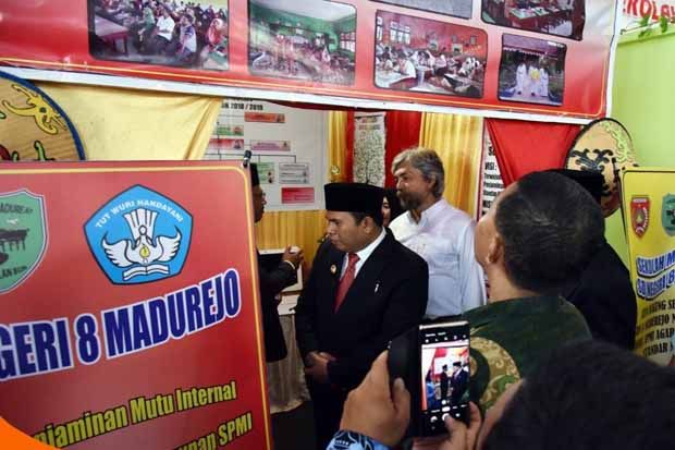 Kobar Kembangkan Sekolah...