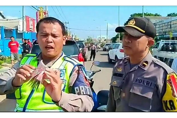 Empat Pengedar Uang...