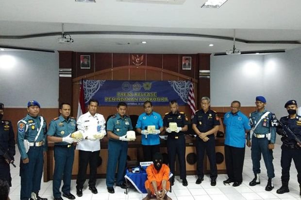Bersama BNN dan TNI,...