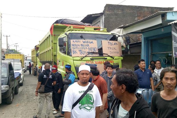 Langgar Jam Operasional,...