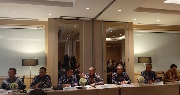 Waskita Bagikan Dividen...