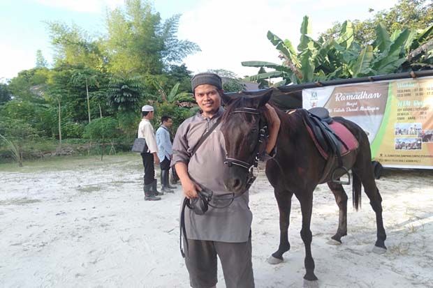 Menikmati Keseruan Ngabuburit...