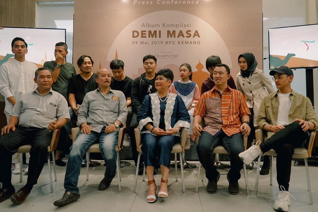 Kolaborasi Dua Label...