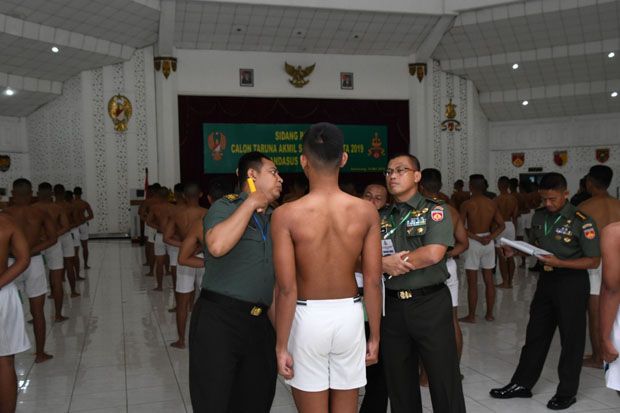 305 Pemuda Seleksi Taruna...