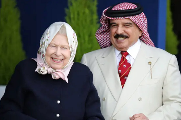 Ratu Elizabeth II Bertemu...