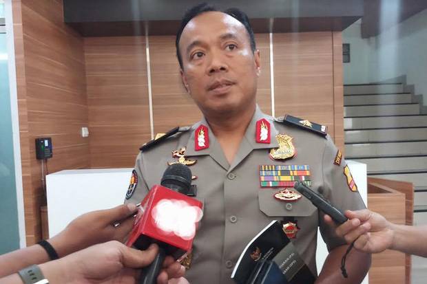 Ditetapkan Tersangka,...