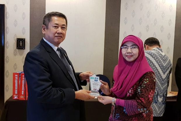 Wakil Rektor UBSI Tandatangani...