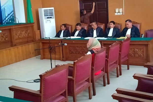 Hakim Pertanyakan Alasan...