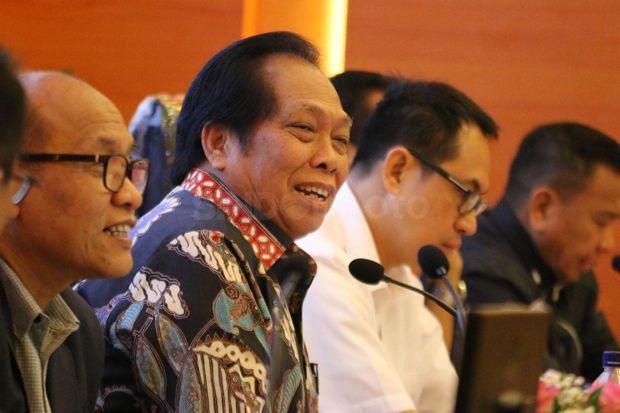 Anton Sihombing Minta...