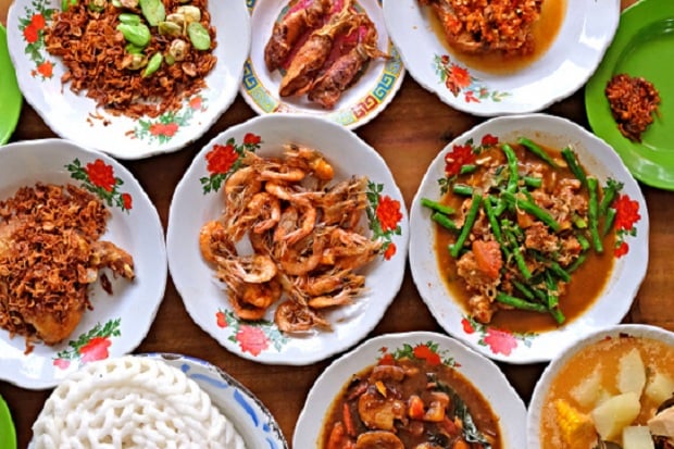 Makanan Betawi Warung...