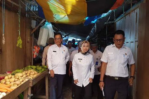 Pantau Harga Sembako,...