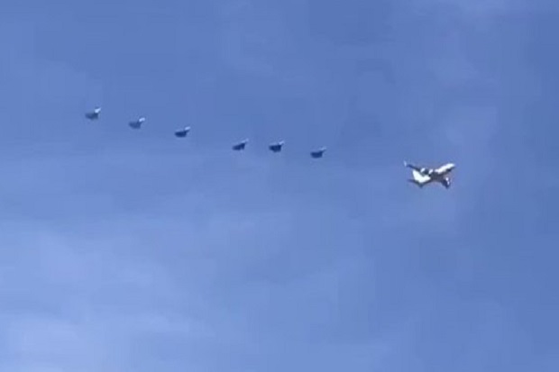 Terbang ke Astrakhan,...