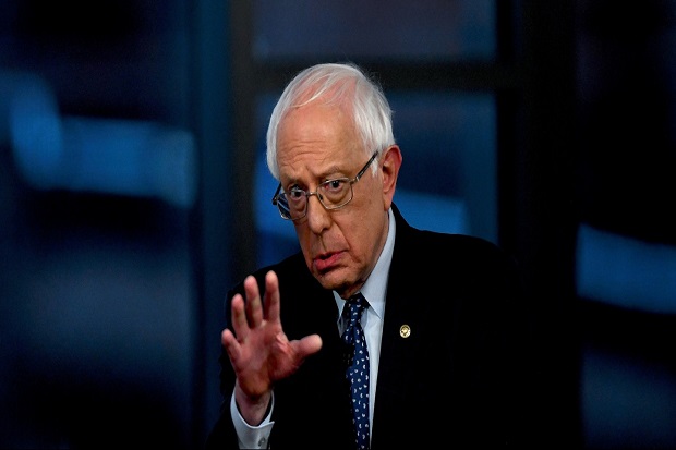 Sanders: Perang dengan...