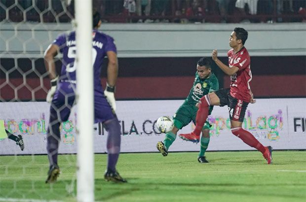 Persebaya Takluk di...