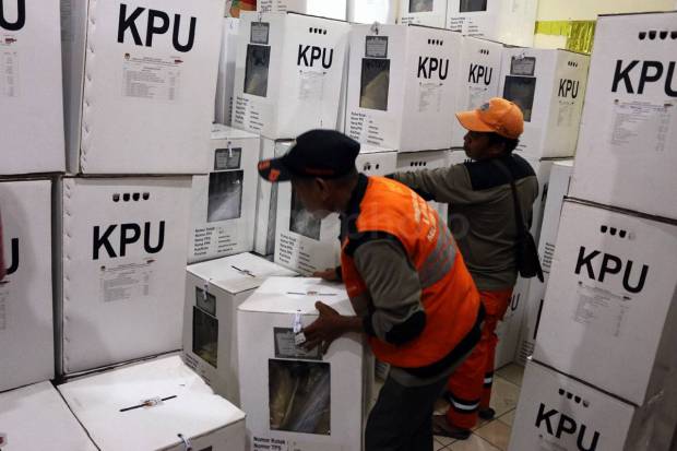 Rekap Suara di PPK Pulagadung...