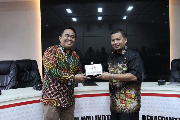 Makassar Terdepan dalam...