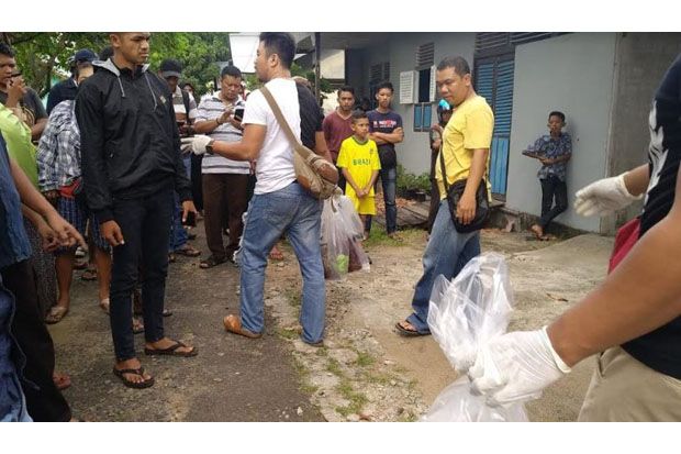 Usai Cekcok dengan Suami,...