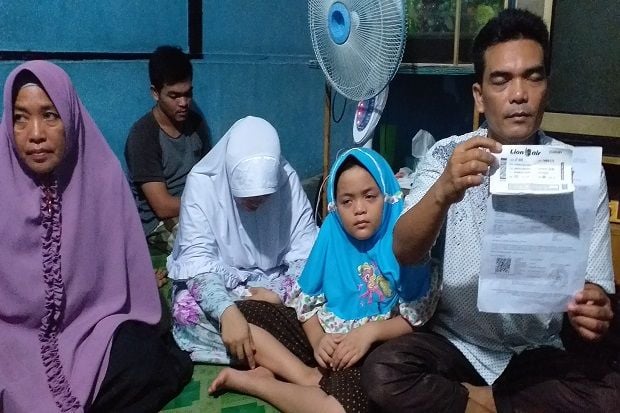 Penumpang Kecewa, Jenazah...