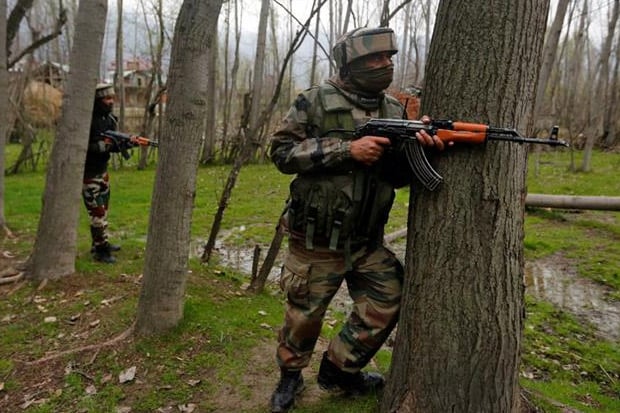 Tentara India dan Teroris...
