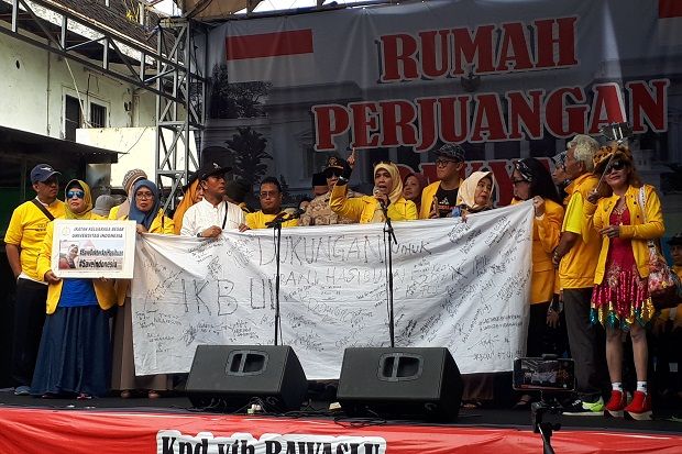 Alumni UI Hadir dalam...