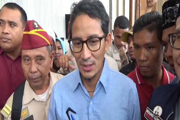 Sandiaga Uno Bangga...
