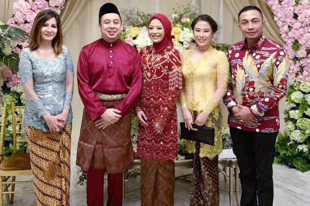 Putra Najib Razak Bertunangan...