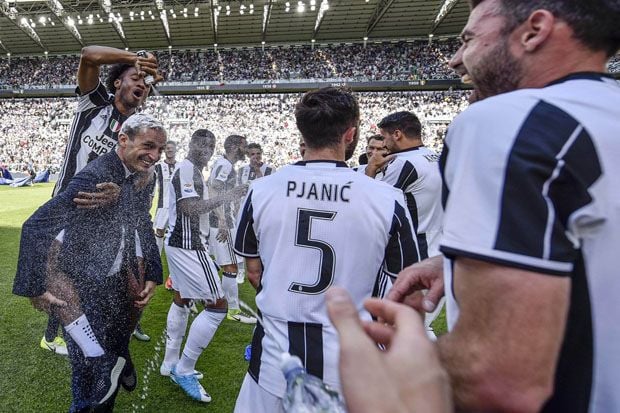 Presiden Juventus Rayakan...