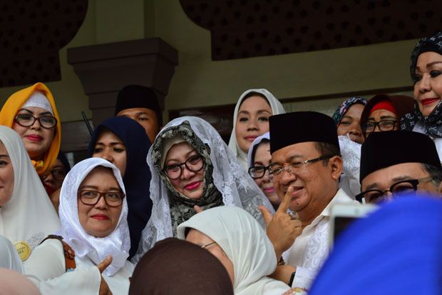 Puisi Aktivis 98 untuk...