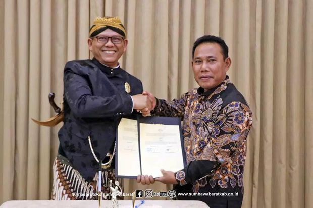 Bupati Sumbawa Barat...