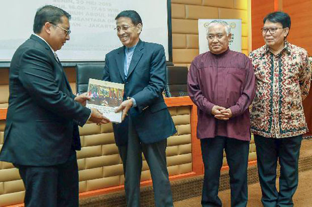 Fadli Zon Ingin Diplomasi...