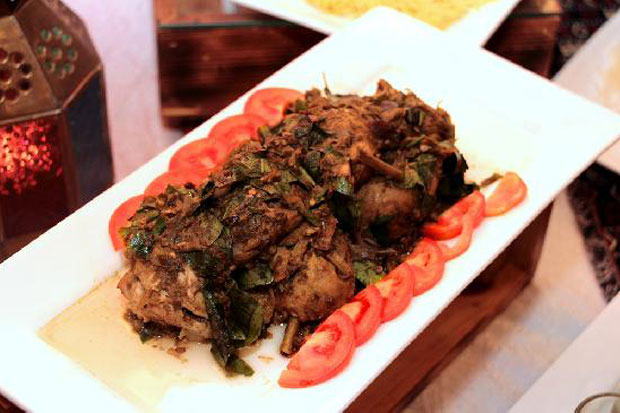 Berbuka Puasa dengan...