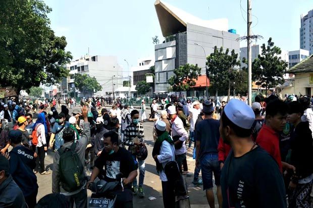 Jati Baru Kembali Memanas,...