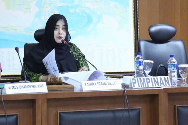 Fahira Dukung Prabowo-Sandi...