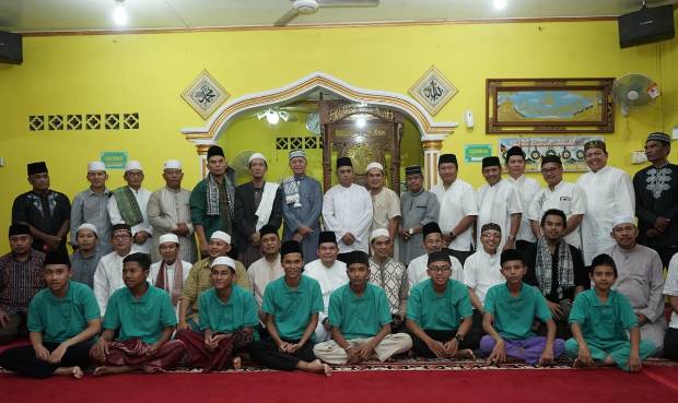 Makmurkan Masjid Libatkan...