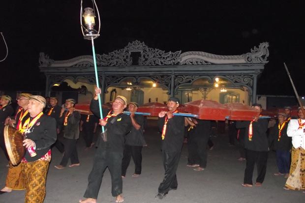 Kirab Malam Selikuran...